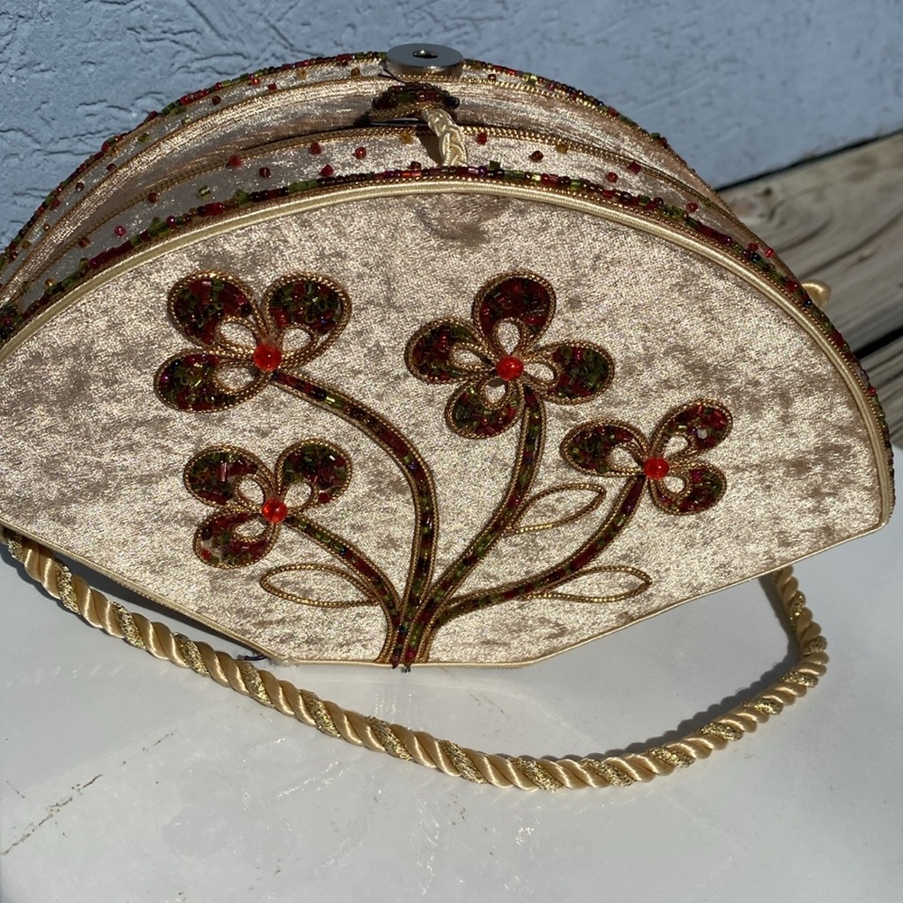 Vintage beaded purse - Picture 2 of 6
